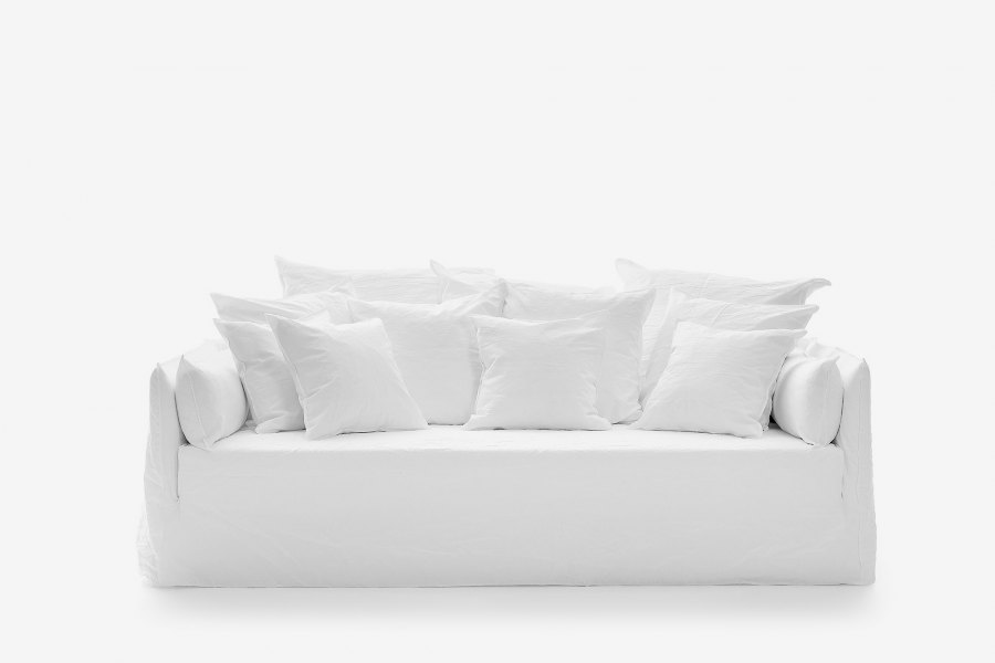 Ghost 16 Sofa